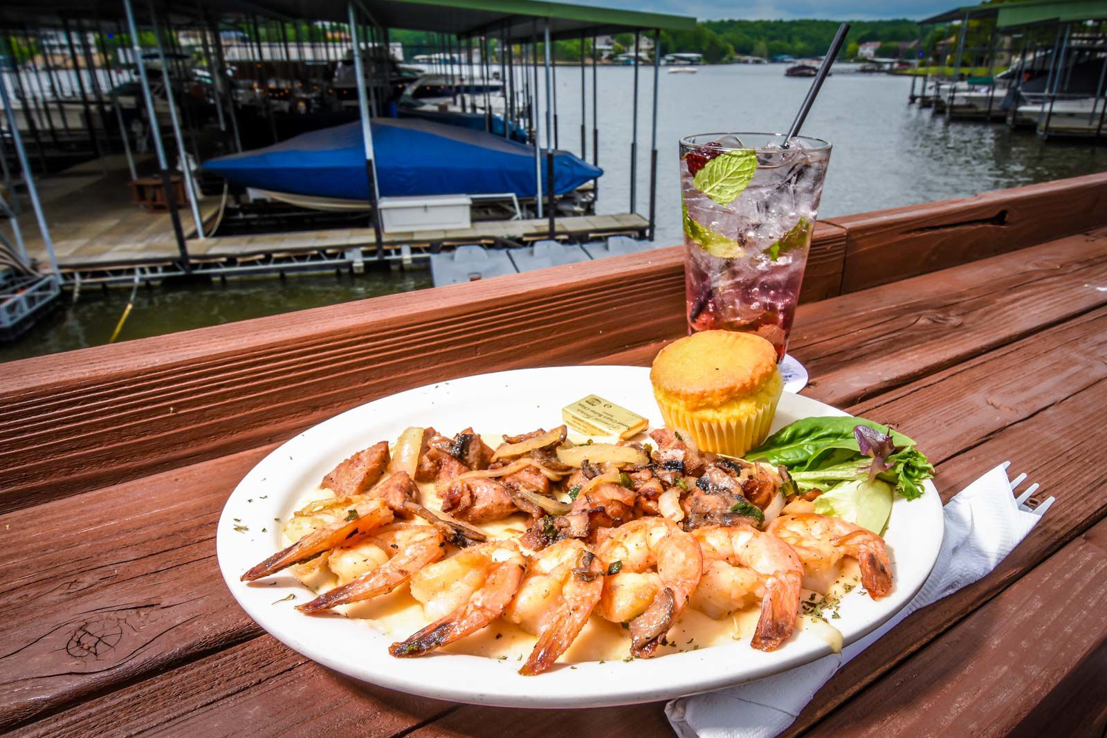 Shrimp & Grits - Shorty Pants